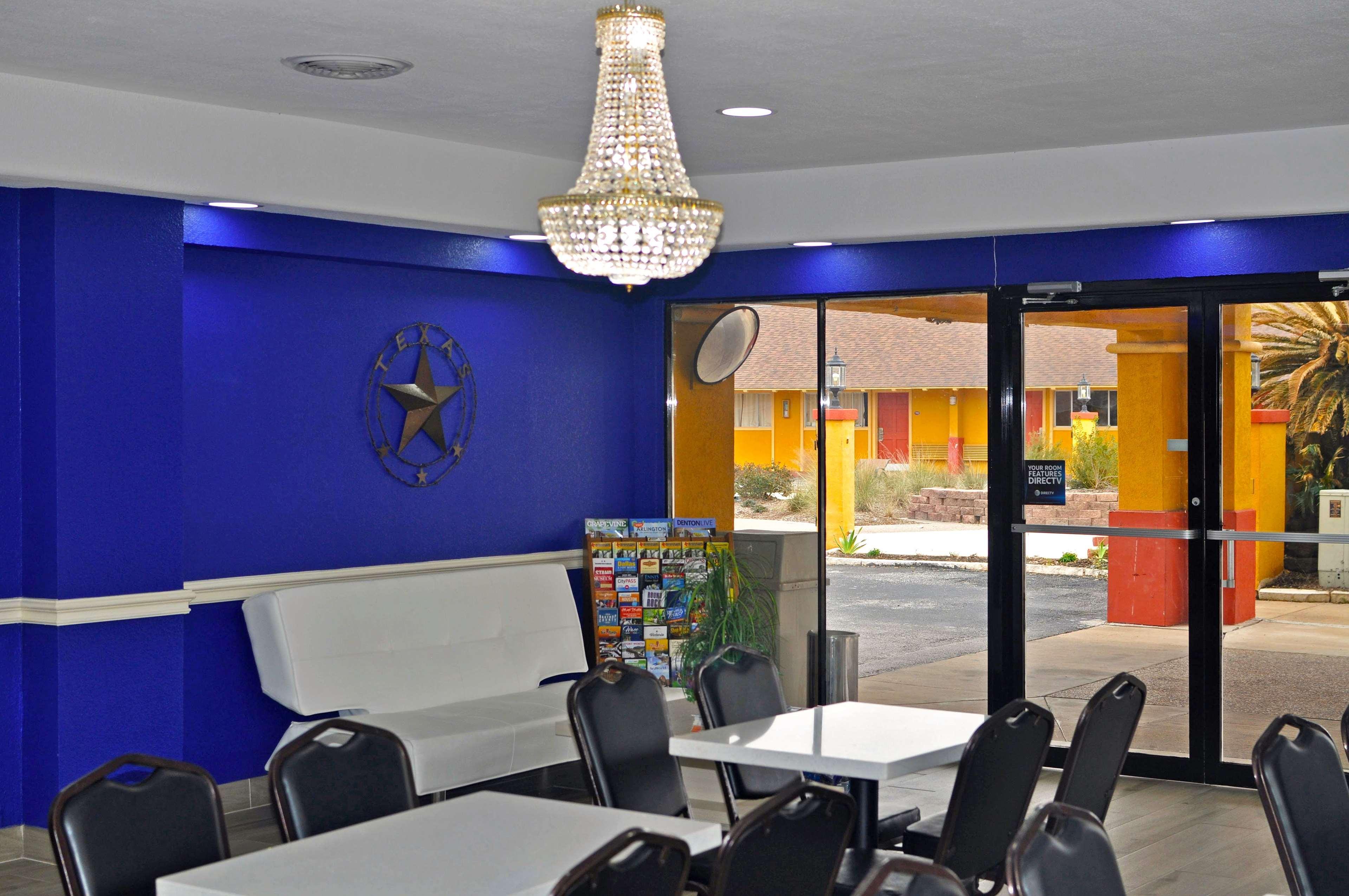 Americas Best Value Inn Brenham Exterior foto