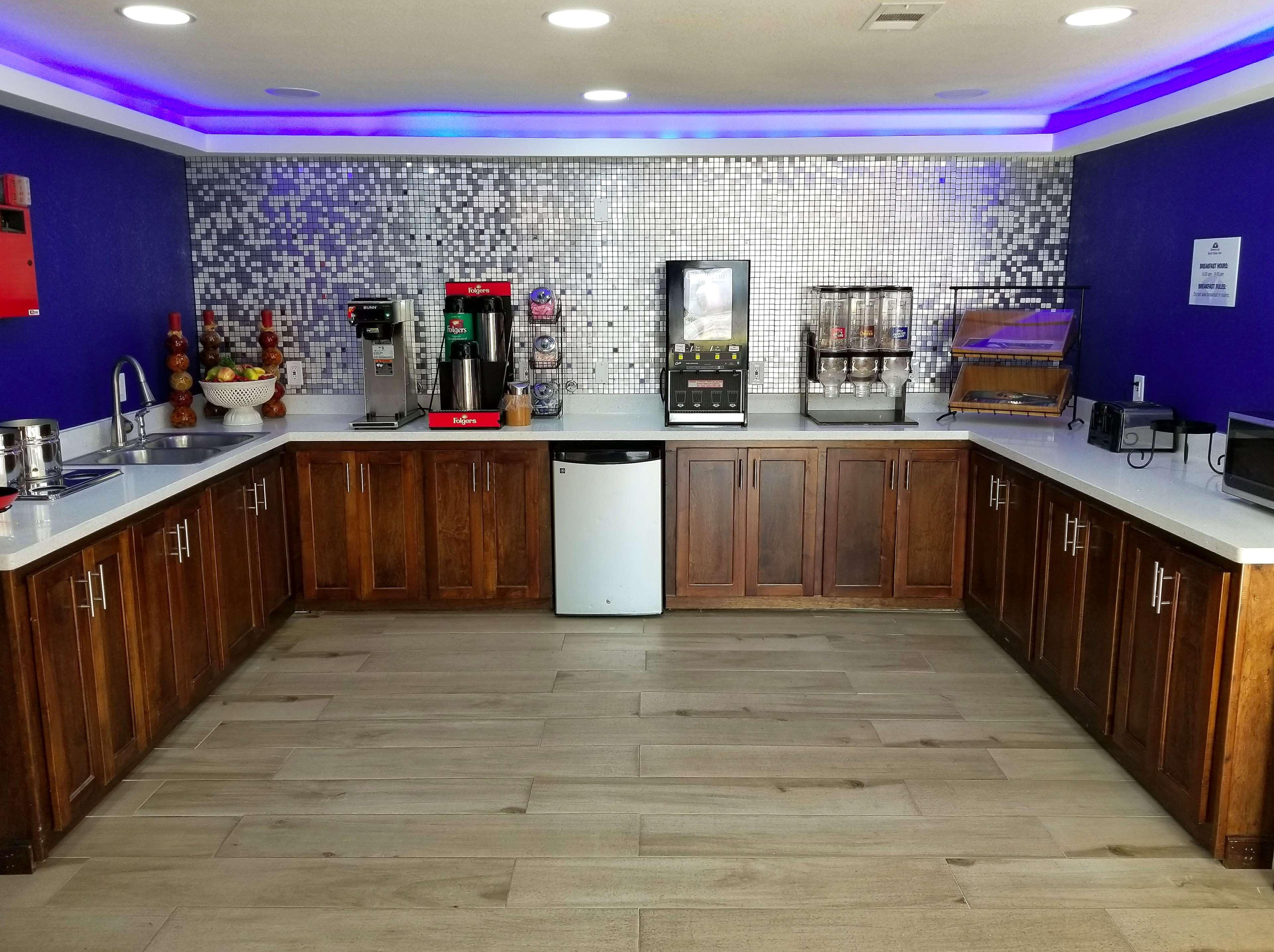 Americas Best Value Inn Brenham Exterior foto