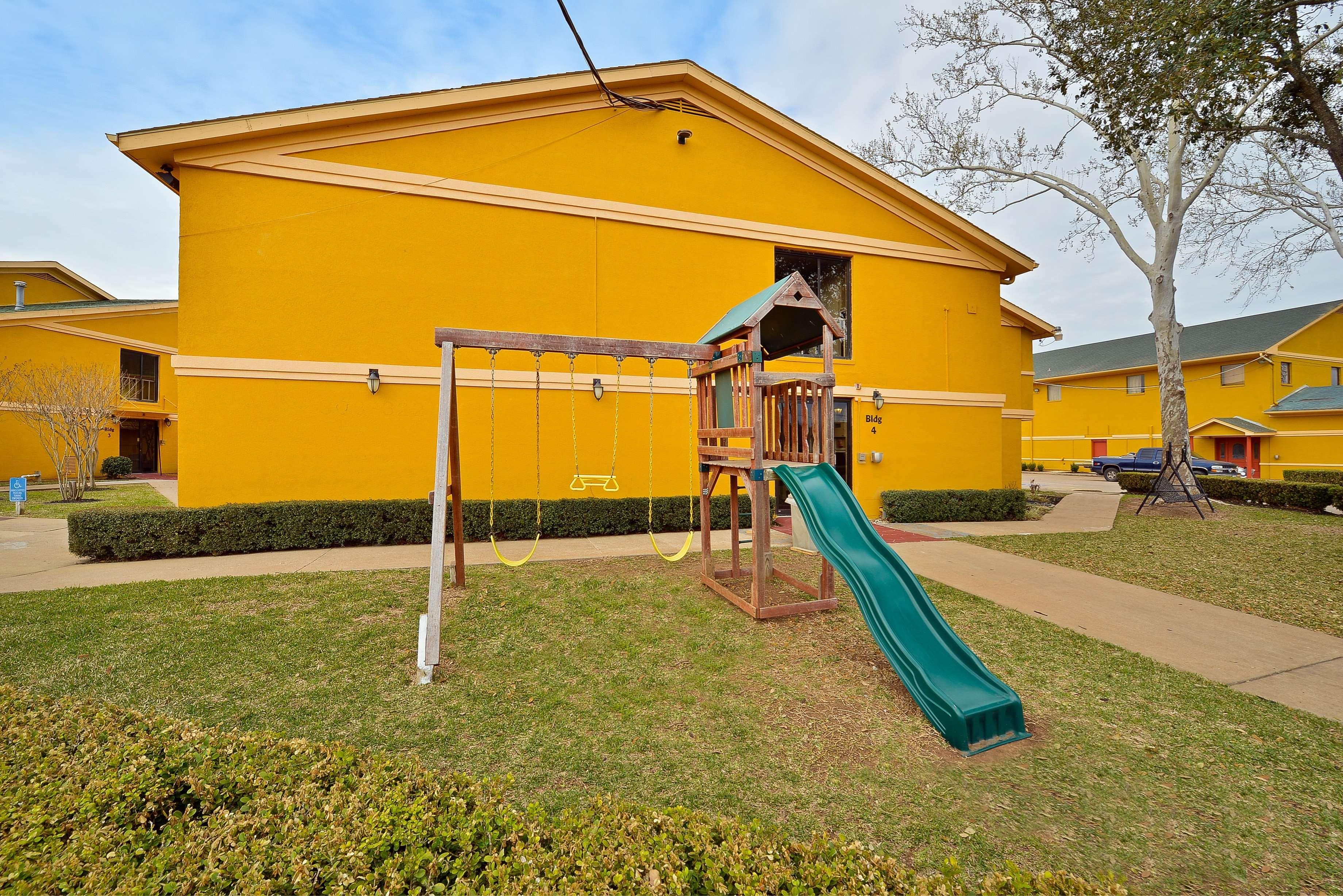 Americas Best Value Inn Brenham Exterior foto