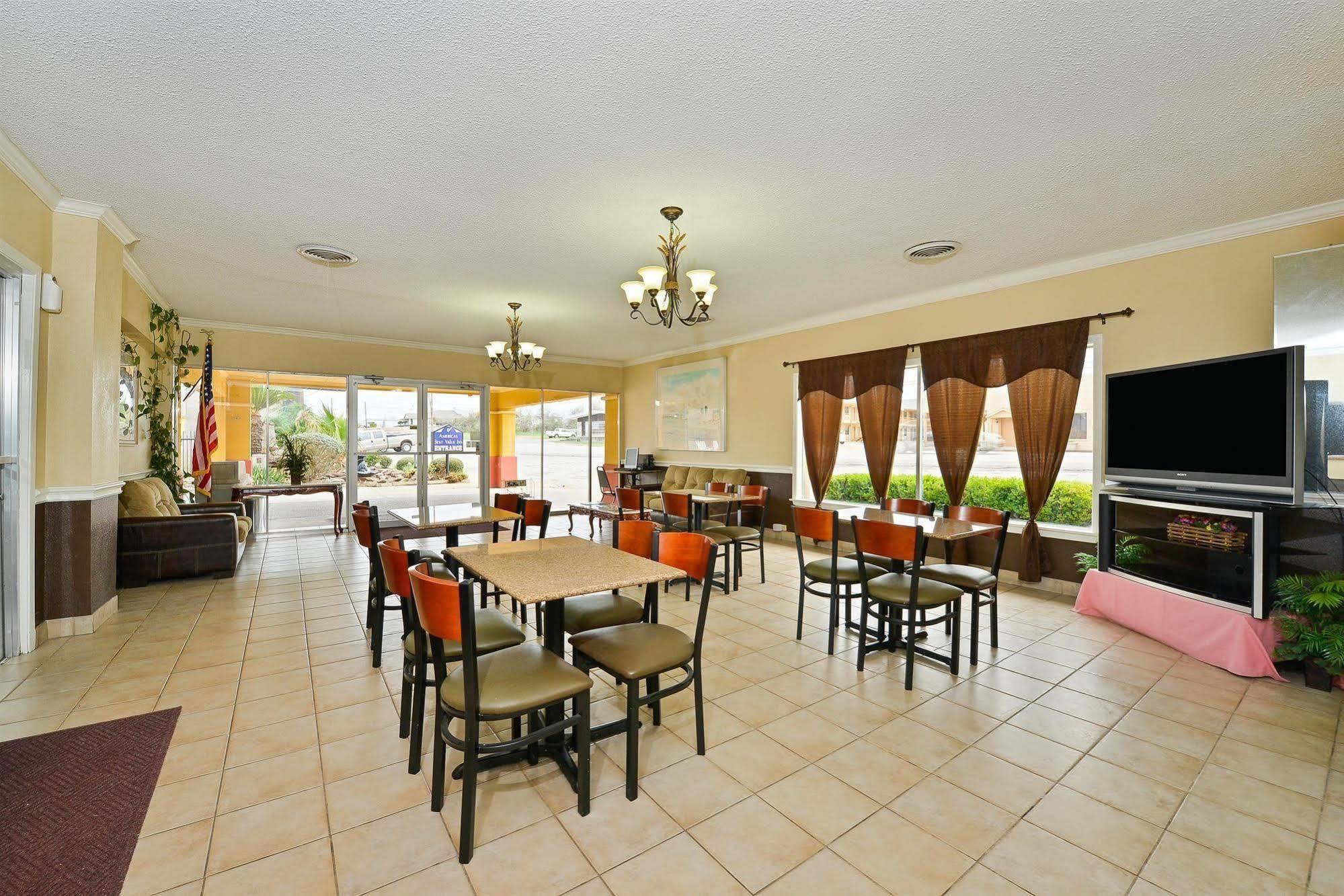 Americas Best Value Inn Brenham Exterior foto
